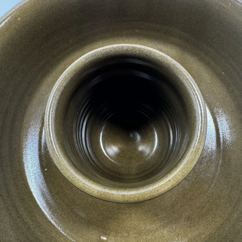 H & H Pottery h&h pottery